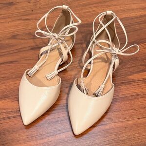 Halogen Cream Lace-Up Women's Flats